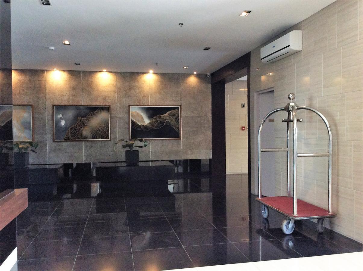 Wind Residence Condo - Tagaytay By Jaderooms Tagaytay City Extérieur photo